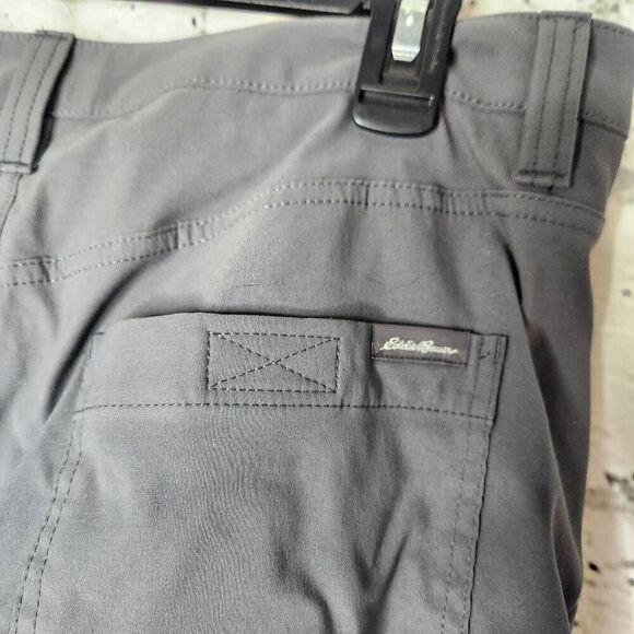 Eddie Bauer Mens Gray Flat Front Straight Leg Stretchy Tech Pants Size 32X30 - Picture 10 of 12